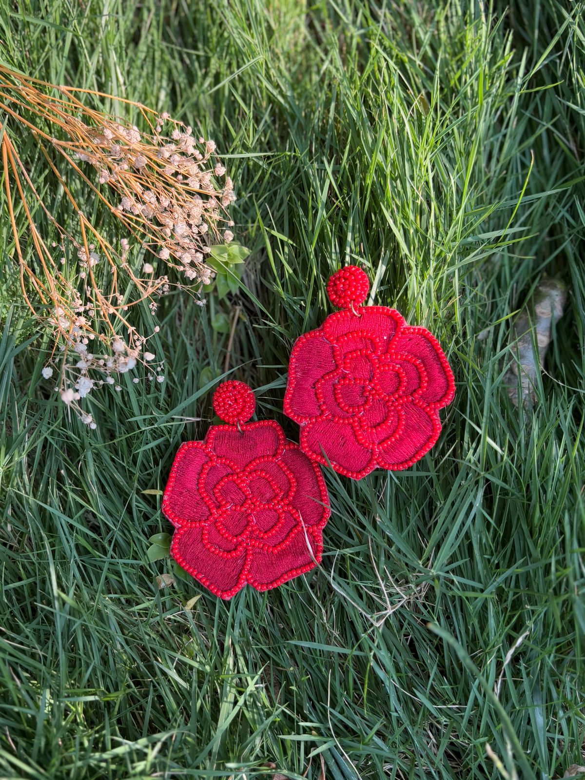Rose Radiance Handmade Beaded Earrings